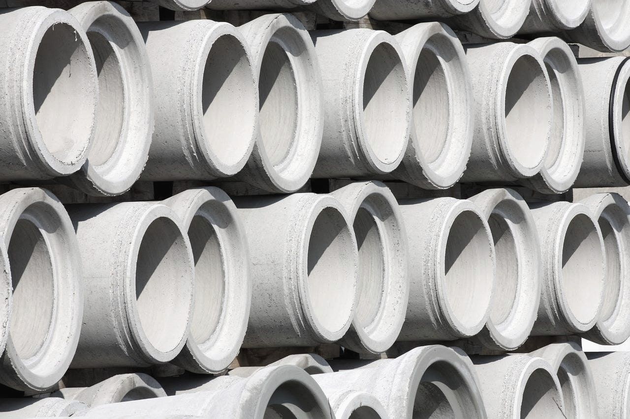 Elemente din beton prefabricat pregătite pentru utilizare